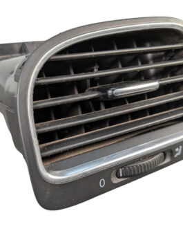 Dashboard Air Vent – LH 5K0819703K 5K0819709D – 2012 Golf R