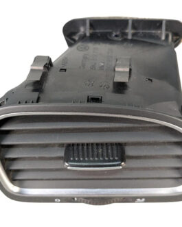 Dashboard Air Vent – RH 5K0819704K 5K0819710D – 2012 Golf R